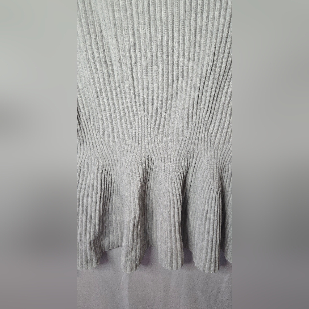 Ted Baker London Women's 4/Large Gray Peplum Ribbed Knit Sweater - Picture 3 of 6